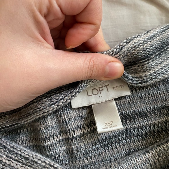 Stretchy, knit, tight, black, tan Loft skirt size0 - Picture 3 of 4